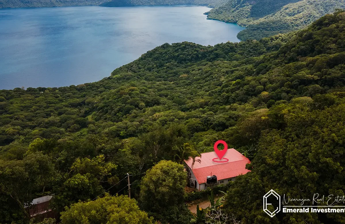 Lake-Panoramic-View-House-in-Laguna-de-Apoyo