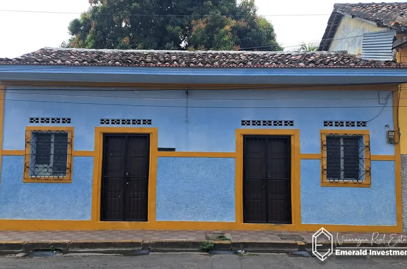 Colonial-Fixer-Upper-Home-for-Sale-in-Granada